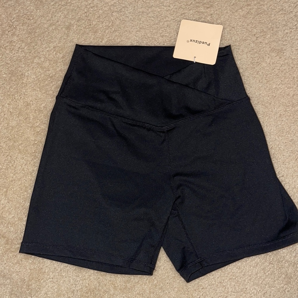 Amazon Biker Shorts, medium
